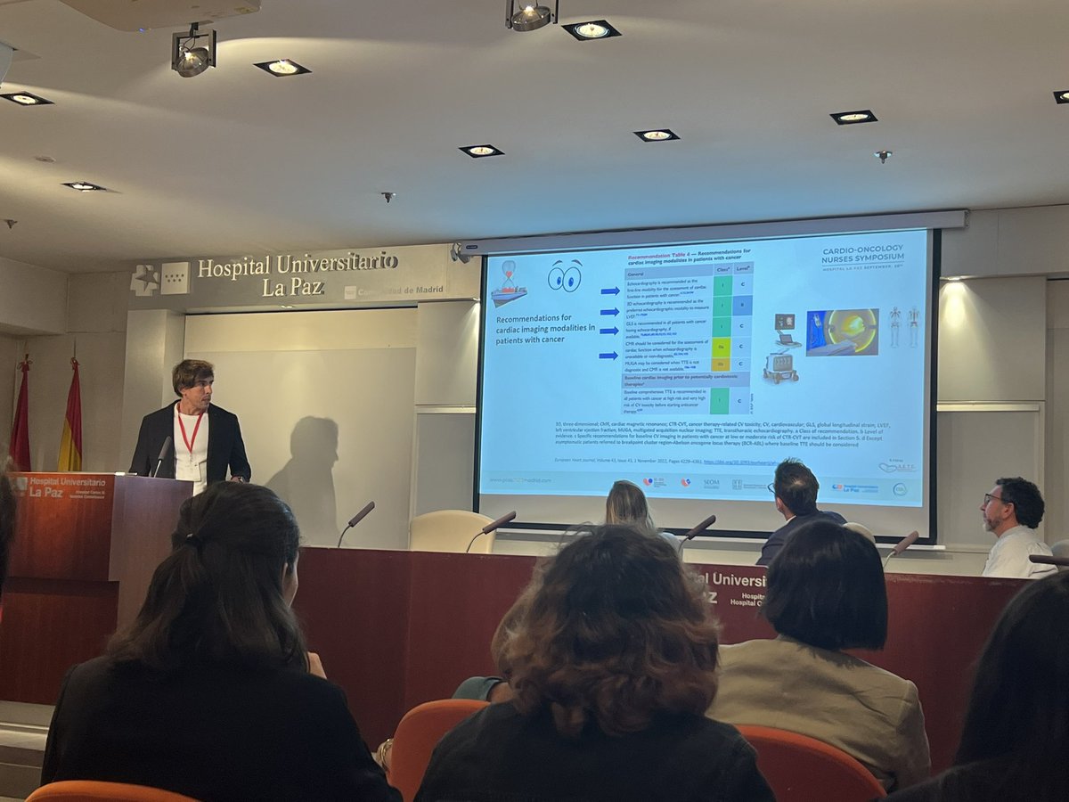 ainaralbaladejo's tweet photo. @Roberflogom Nos explica en qué datos del informe de Ecocardio debemos fijarnos en un paciente cardioncológico. 🫀#cardiooncologynursessymposium https://t.co/Ud57zzqJzC