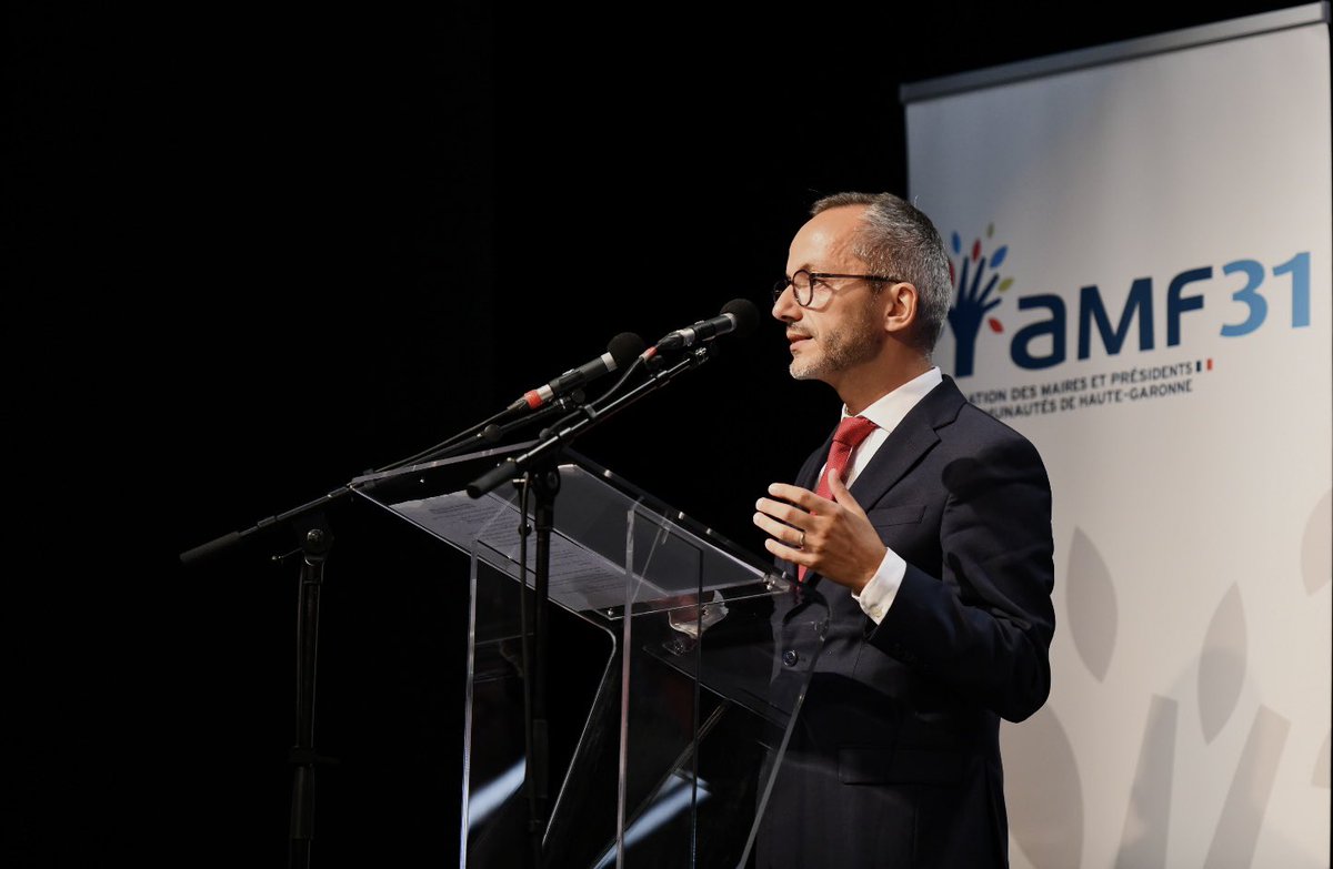 SebVincini's tweet photo. Assemblée générale de l’Association des maires de la Haute-Garonne à #Muret. #AMF31 @l_amf
Après + de 6 mois de travail avec mes collègues conseillers départementaux, nous avons redéfini la feuille de route qui guide notre action départementale. J’ai présenté ce matin aux maires et présidents d’intercommunalités du département quelques-unes de nos ambitions pour la @HauteGaronne.
Thread ⤵️