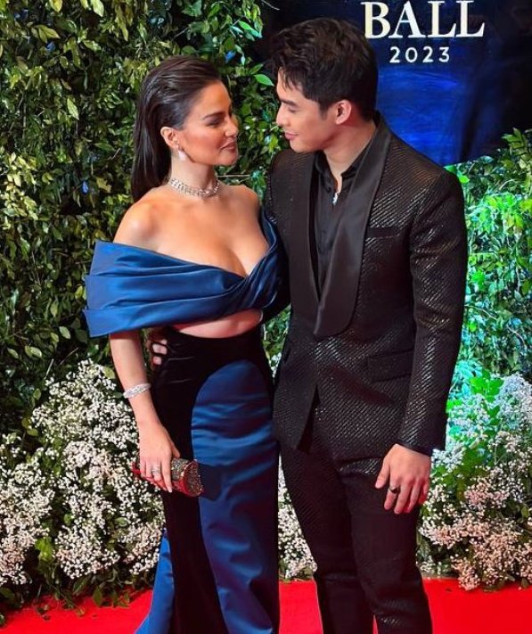 burgermclisse's tweet photo. AFTER ALL THAT WE'VE BEEN THROUGH... NAIIYAK AKOOO MCLISSE!!! ❤️

#ABSCBNBall2023
#ABSCBNBallRedCarpet2023 https://t.co/FOps1cMvdG