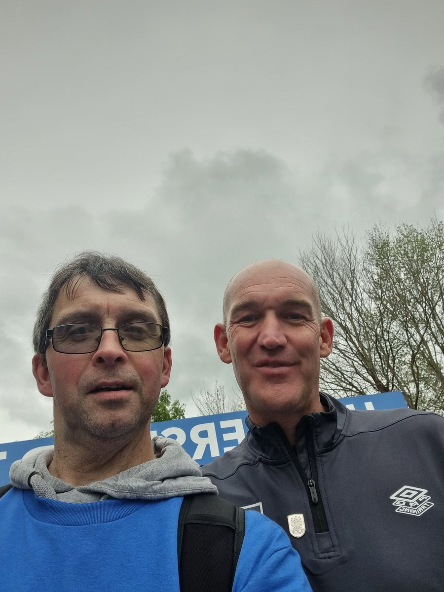 tickleterrier's tweet photo. Made it back !! 🔵⚪️#milesformarcus https://t.co/5KEAnJQMVb