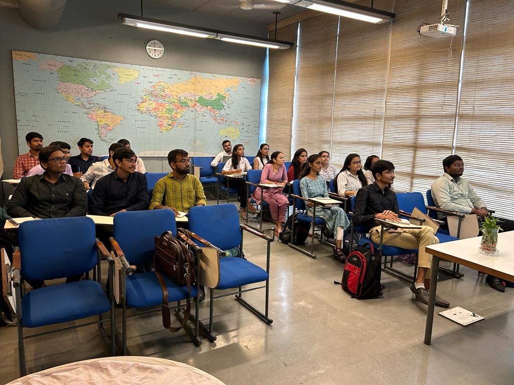 ParikhAssociate's tweet photo. An enriching day of learning and growth at the CIP Meet September 2023! Heartfelt thanks to Bhavin Goklani for sharing his invaluable insights on 'PIVOT.' 🌟📚 We also mark an exciting upgrade as we shift our CIP Meet from office to Ahmedabad Management Association.  ✨ #CIPMeet https://t.co/gEYwMS1joR
