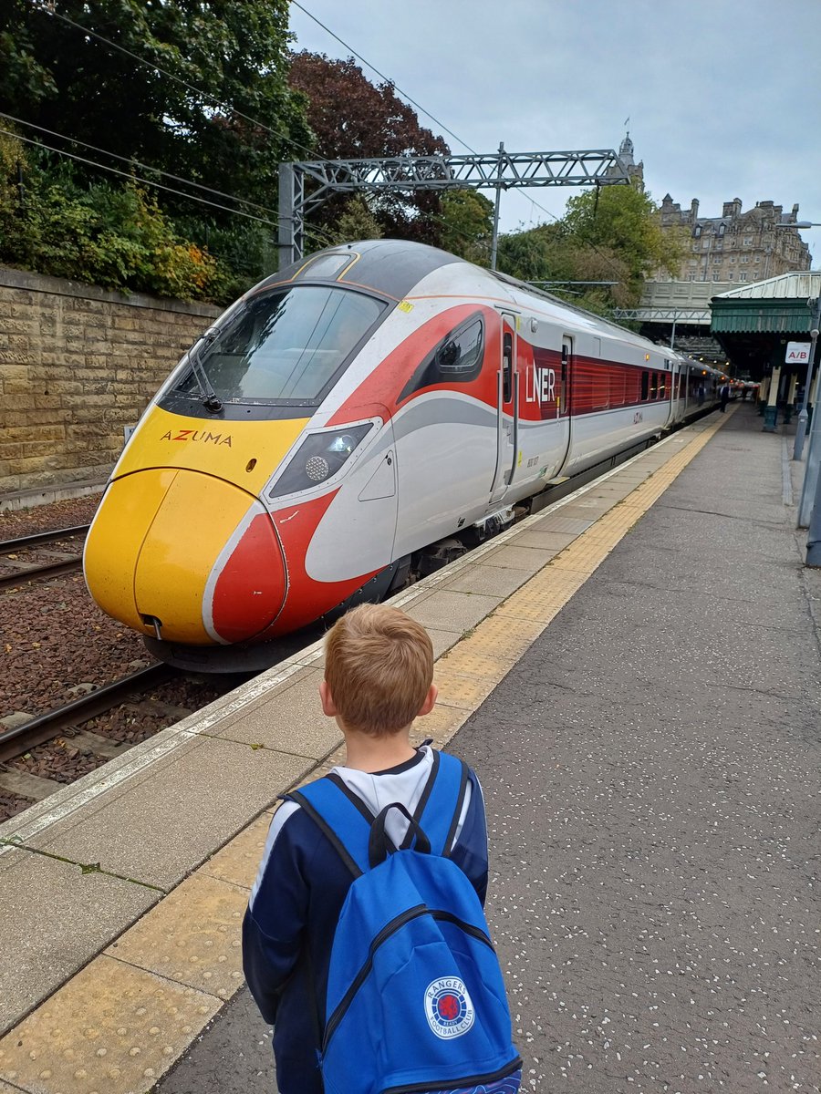 Well this will be a 1st time leaving from this platform for #WeeArchie aboard this @LNER Azuma we are off on an adventure