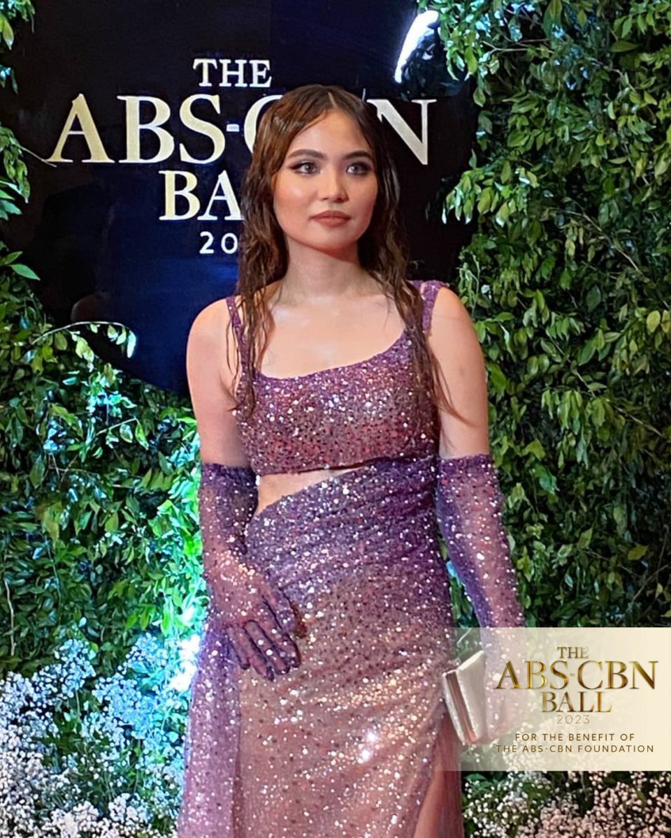 ABSCBN's tweet photo. Shining, shimmering Sharlene San Pedro! #ABSCBNBall2023

Join us for a night of gratitude and watch the #ABSCBNBallRedCarpet2023 Livestream on https://t.co/Q2wT4hCZXO https://t.co/mPblq0JJVY