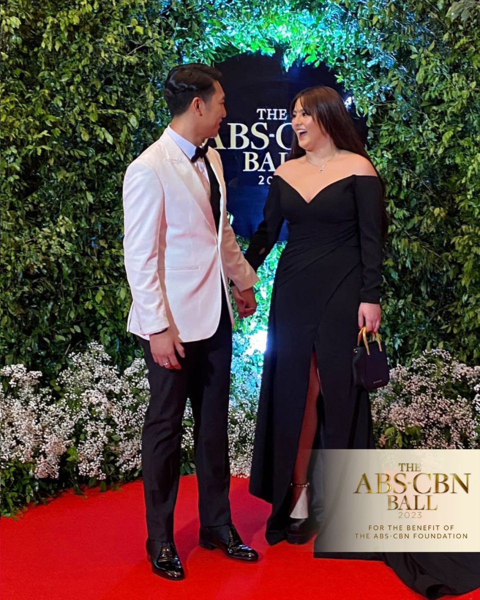 ABSCBN's tweet photo. Darren Espanto and Cassy Legaspi's #ABSCBNBall2023 moment!
#ABSCBNBallRedCarpet2023 https://t.co/eHv40H8Vvb