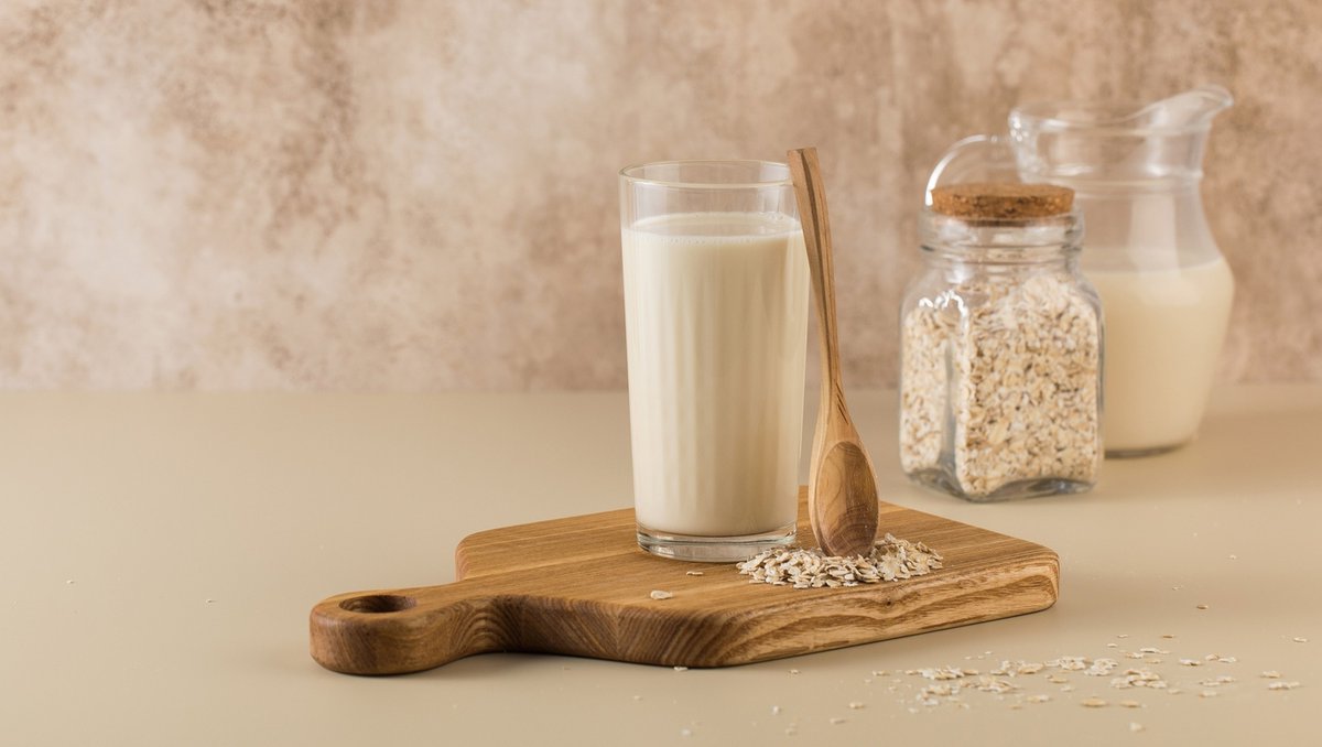 takeaDailybreak's tweet photo. Here's How to DIY These 10 Clutch Ingredients
https://t.co/1DK3IslY4x
#diy #pantryingredients #diyrecipes #ingredients #pantrystaples #pantrynecessities #pantryitems #pantry #pantryfood #homemade #homemadeingredients #healthy #unprocessed #tiktok #tiktokrecipes #trend #foodtrend https://t.co/cTyDyAAZGF