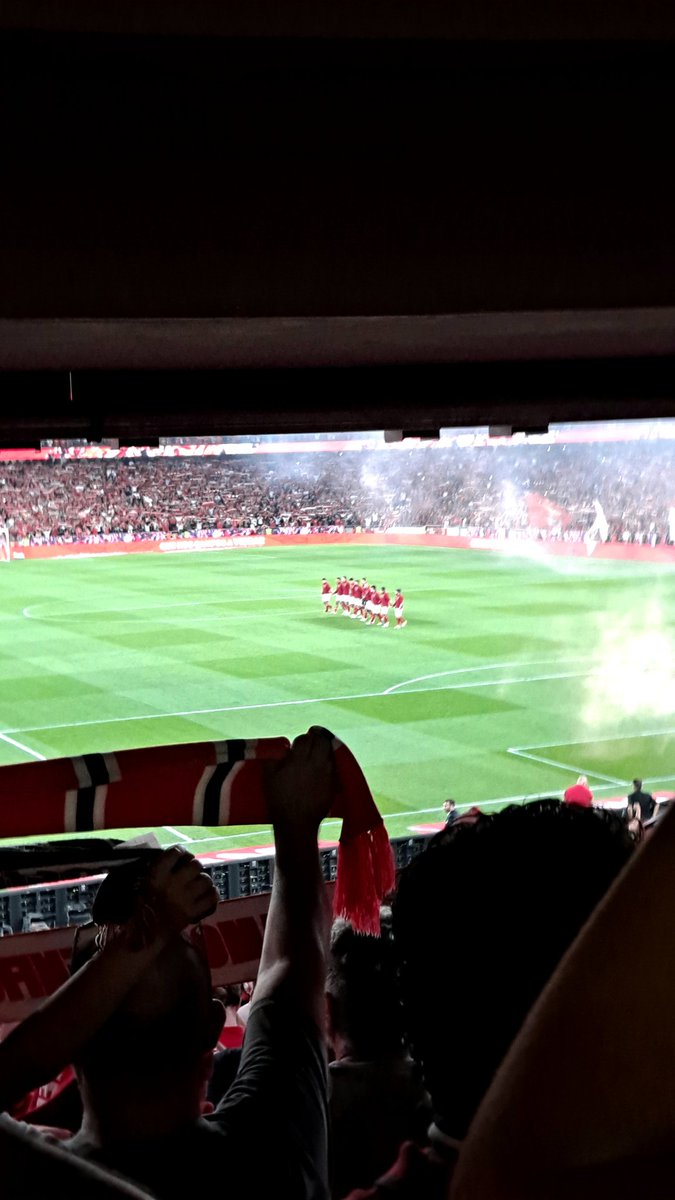 nvaz7's tweet photo. ❤️⚪️ De volta a casa!!! https://t.co/pGufqCz2MY