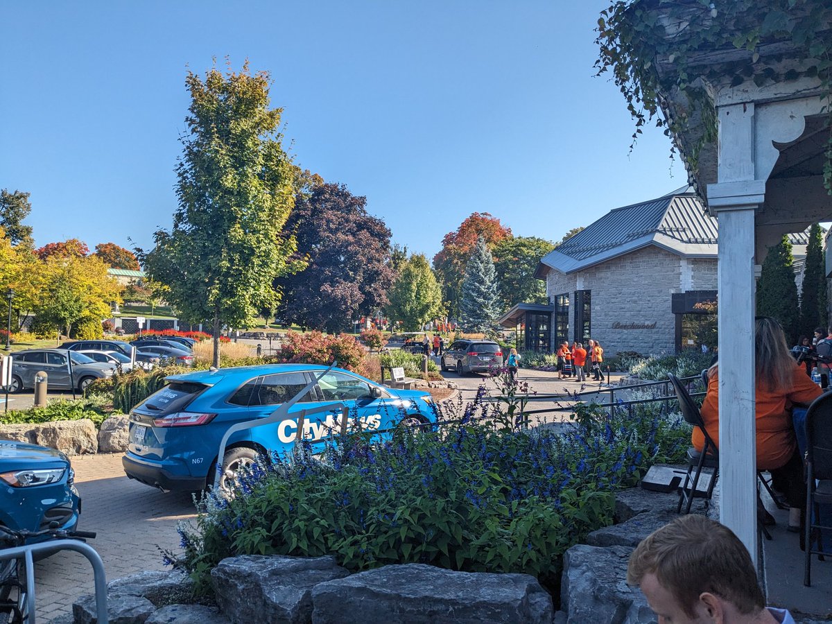 A special edition of The Sam Laprade Show LIVE on location until noon today at Canada's national cemetery for #NationalDayforTruthandReconciliation. Tune in @ 101.1FM, 1310AM <a href="/rogersottawa22/">Rogers tv</a> or listen online at player.ottawa.citynews.ca