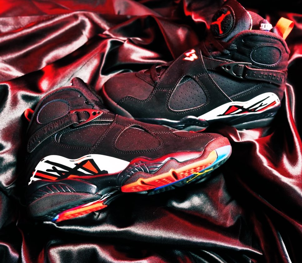 snkr_twitr's tweet image. AD: GS Jordan Retro 8 OG 'Playoffs' live at 7am PT/10am ET

CS sovrn.co/1iohm3h
DT sovrn.co/6s1d5au
FNL sovrn.co/27l345e
FL sovrn.co/1hakul2
JD sovrn.co/1aqwhrn
KFL sovrn.co/hjnusdc
NS sovrn.co/inunqrl
SNK sovrn.co/1k3rdxc…