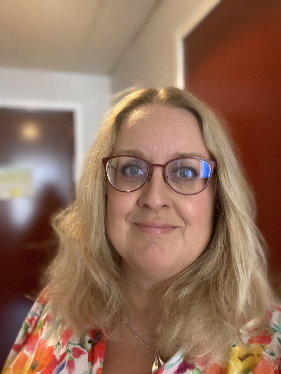 Nu är jag redo för bröllop! Och är hemskt varm!