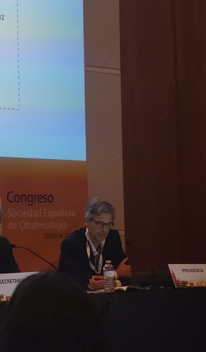 OftalmoMacarena's tweet photo. Reuniones con Asociaciones de Pacientes ⏩️ #Luxturna @NovartisSpain @Novartis en #RetinosisPigmentaria @retinosisfarpe ⏩️ Dr. De La Rúa @Enriquedelrua ⤵️ https://t.co/jai9jLRCpw