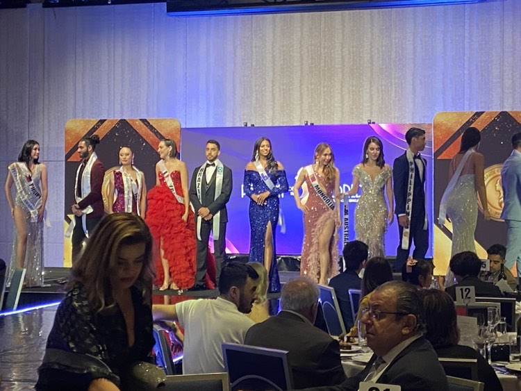 inquirerdotnet's tweet photo. @diyarista Both representatives from the Philippines, Xyrilla Jean Antonio and Angelo Joaquin Basa, entered the Top 5 in their respective categories in the #PageantOfTheWorld in Australia. | πΈ: Pageant of the World Philippines via @diyarista https://t.co/Ls1d47jGdB