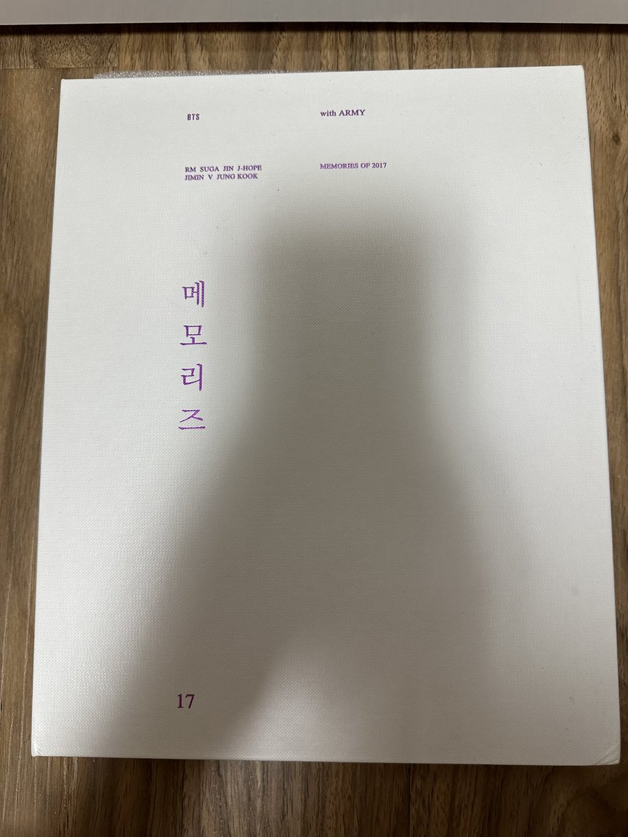 an98h_d's tweet photo. 방탄소년단 bts 2017 메모리즈 DVD 양도
포카: 지민 
Full set : 8.5 + 배송비 0.4
 📌 한국계좌와 한국주소가 있어야 거래 가능합니다, 환불 불가
📌 Only people with Korean address and account can trade
📌 Authenticate whatever the buyer wants. Refund ❌❌

ㅅㅊㅇ) 방탄, bts,2015메모리즈 https://t.co/VNXVVlnrBK