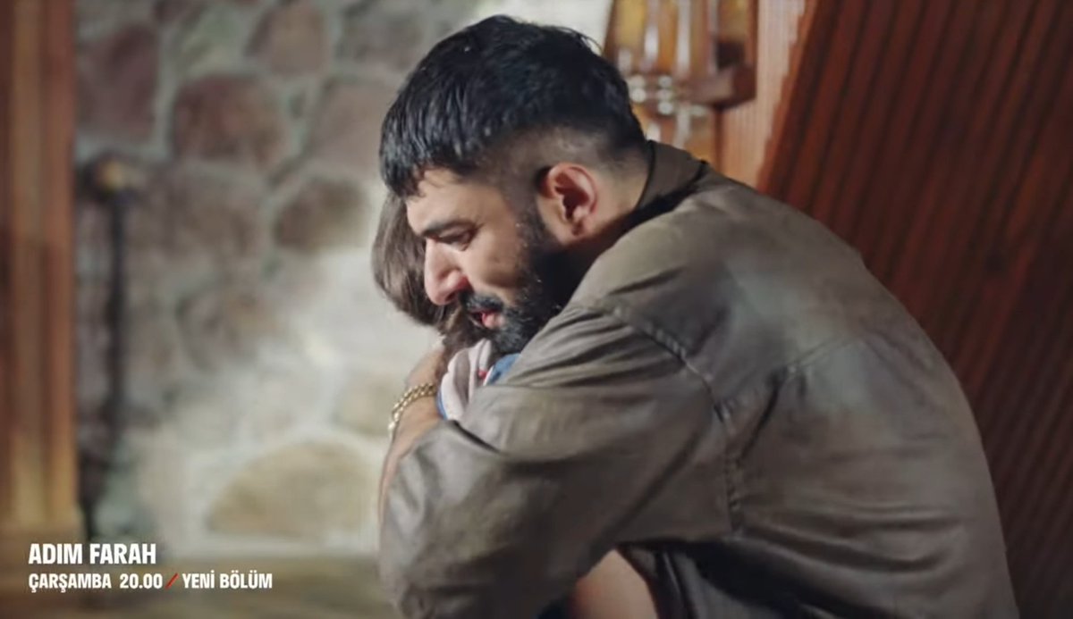Giusy2808972's tweet photo. @adimfarahdizi @FOXTurkiye Un abbraccio avvolgente quello di Tahir, desideroso  di sentire il contatto con sua moglie....🥺

Nessuno ti amerà mai quanto me, Farah..
😭🔥❤

#EnginAkyürek 
#AdımFarah 
#DemetÖzdemir 
#TahirLekesiz https://t.co/b268mMjqeJ