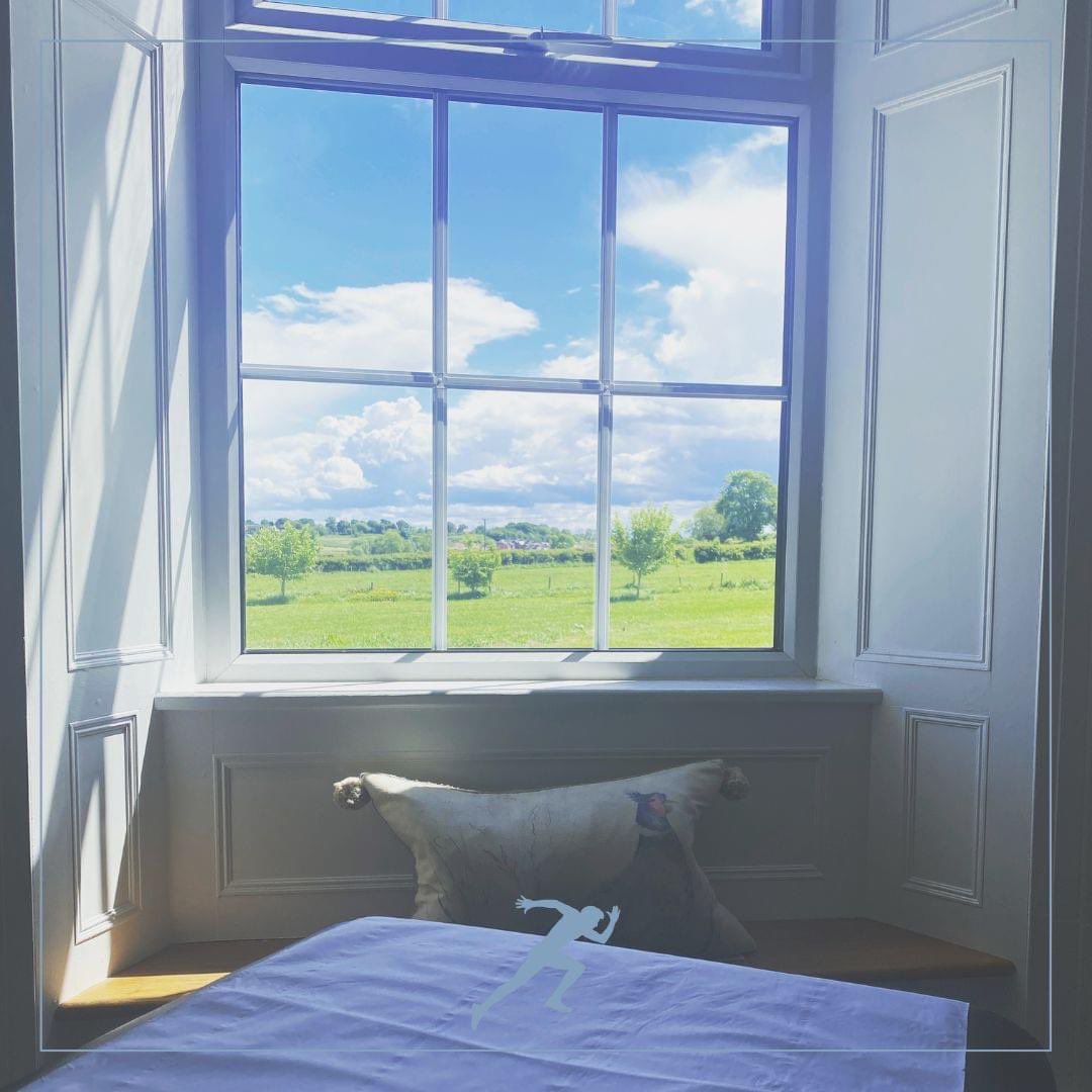 If any <a href="/JerseyRedsRugby/">Jersey Reds</a> players need physio, treatment, advice or rehab in the Midlands let me know and I’ll help for free #physio