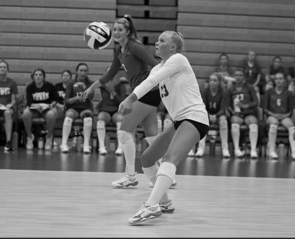VolleyballHuron's tweet photo. This week, our libero Kendall Camp reached a new milestone: 1,000 career digs! Congratulations @CampKendall 🎉 https://t.co/nX0YYEd7zb