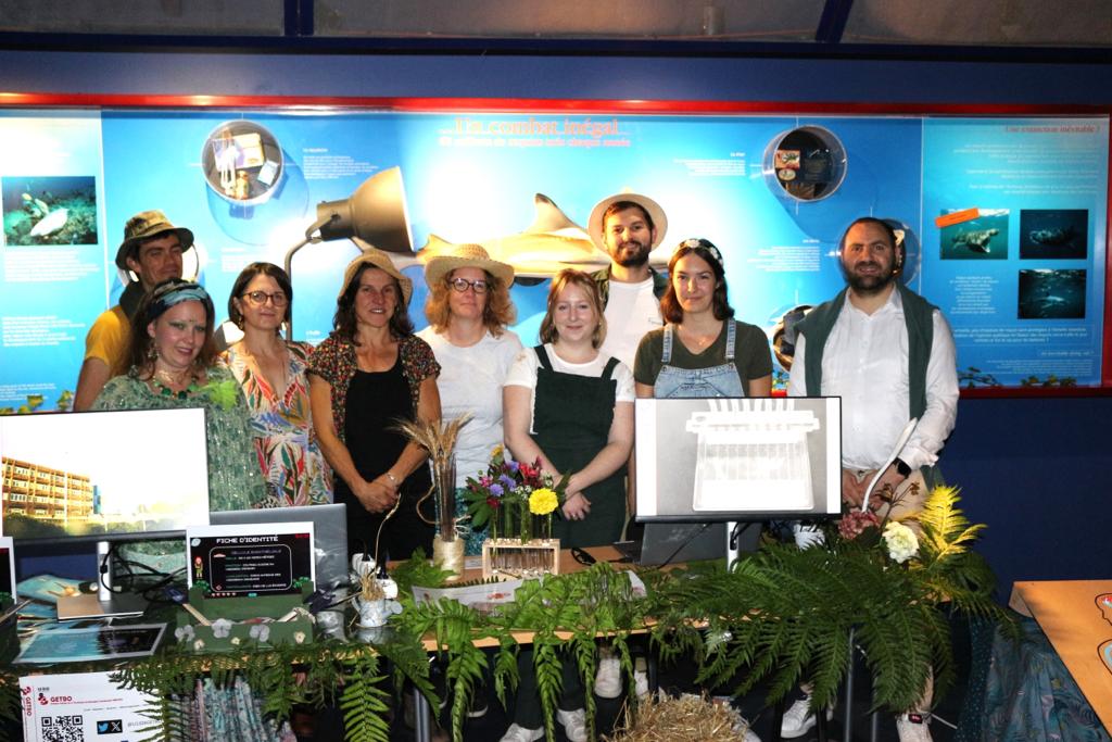 Merci <a href="/Oceanopolis_/">Océanopolis Brest</a>  et à tous les visiteurs pour cette superbe Nuit Européenne des chercheurs #NEDC!!
Nous avons pris plaisir à parler de notre recherche sur la thrombose veineuse!!
<a href="/UBO_UnivBrest/">UBO - Univ. Brest</a> <a href="/InsermGrdOuest/">Inserm Grand Ouest</a> <a href="/INNOVTE1/">INNOVTE</a> <a href="/FCouturaud/">Francis Couturaud</a> <a href="/CatLemarie/">Lemarie Catherine</a>