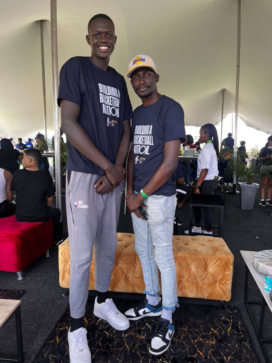 For the love of Basketball.  

[Didnt know I'm short until now] 
#JrNBA #NBATwitter #NBABDAY