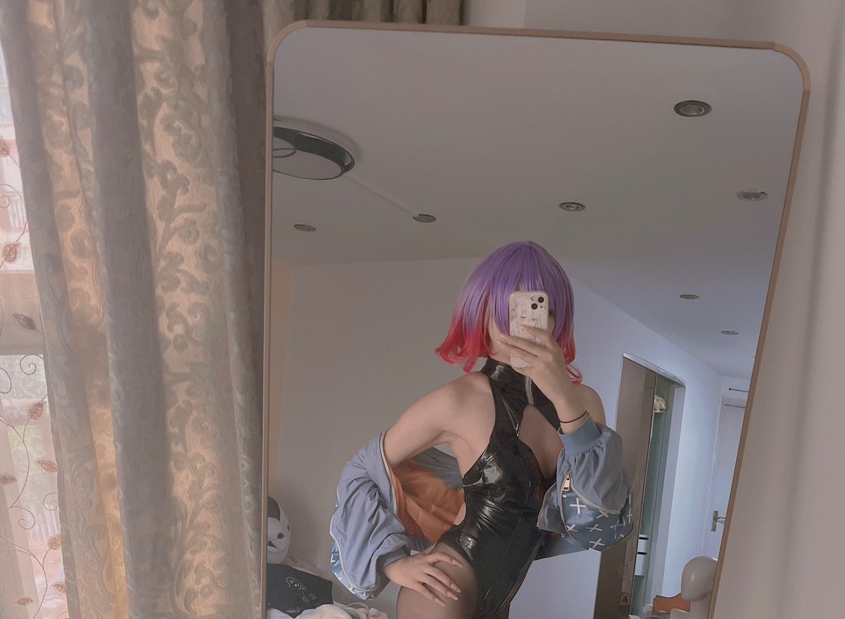 ZhenBaiB's tweet photo. 男孩子的身材，真的超级棒！
#男の娘 #伪娘 https://t.co/dDR5CvpWxi