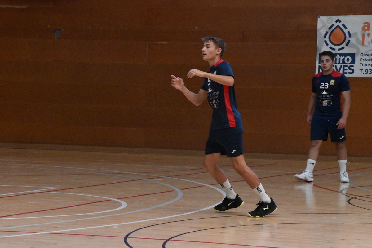 #Juvenil 28 - 27 <a href="/geieg1919/">GEiEG</a> 

Nova victòria del Juvenil a 1era Catalana!