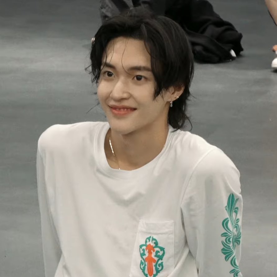 wonbinarchives's tweet photo. my baby #WONBIN https://t.co/A0AtD5jybI