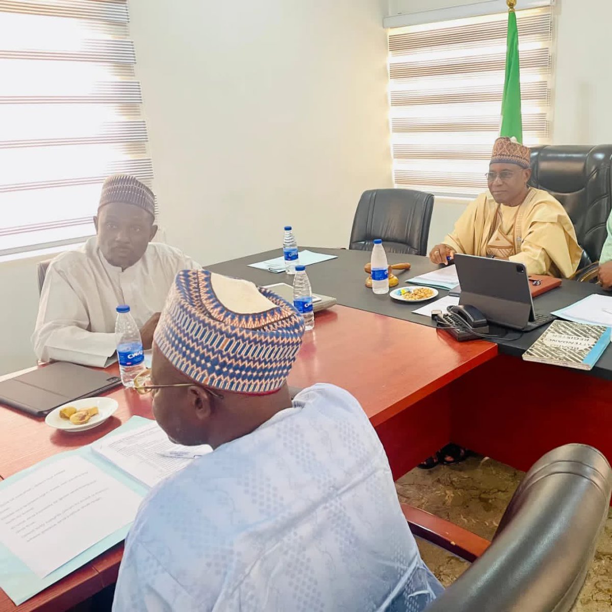 CorbonNG's tweet photo. Visionary decision-making happens at the intersection of intuition and logic. – Paul O’Brien

#CORBON
#RegisteredBuilders
#Nigeria https://t.co/fLV0unDHGu
