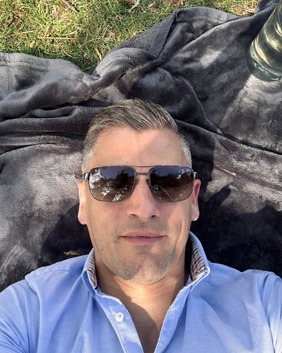 TheTonyRigby's tweet image. A moment captured...

Spontaneous picnic at Willen Lake with the fam.. 🌳 🌞 🧺 🦆

#funwiththekids #familyouting #willenlake #timewiththekids #funwithfamily #familydays #familyoutings