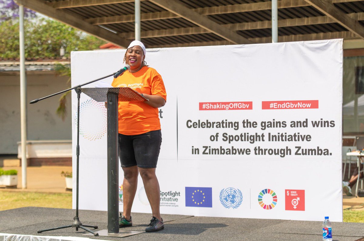 UNZimbabwe's tweet photo. Civil Society Reference Groups members of @GlobalSpotlight bring together fellow CSO members, youths groups &amp; public recommitting to continue working as one &amp; sustaining the gains of the Spotlight Initiative to eliminate violence against women &amp; girls @euinzim #SDG5 https://t.co/FQTTiQT1tJ