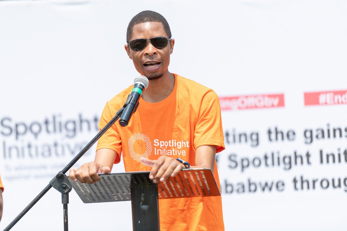 UNZimbabwe's tweet photo. Civil Society Reference Groups members of @GlobalSpotlight bring together fellow CSO members, youths groups &amp; public recommitting to continue working as one &amp; sustaining the gains of the Spotlight Initiative to eliminate violence against women &amp; girls @euinzim #SDG5 https://t.co/FQTTiQT1tJ