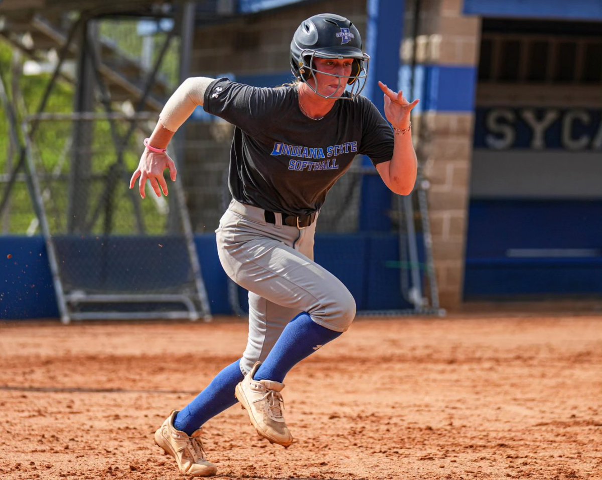 VickiShade's tweet image. Sycamore Softball GAMEDAY! 😊💙 #GoTrees 🌳 #KShade 1️⃣5️⃣