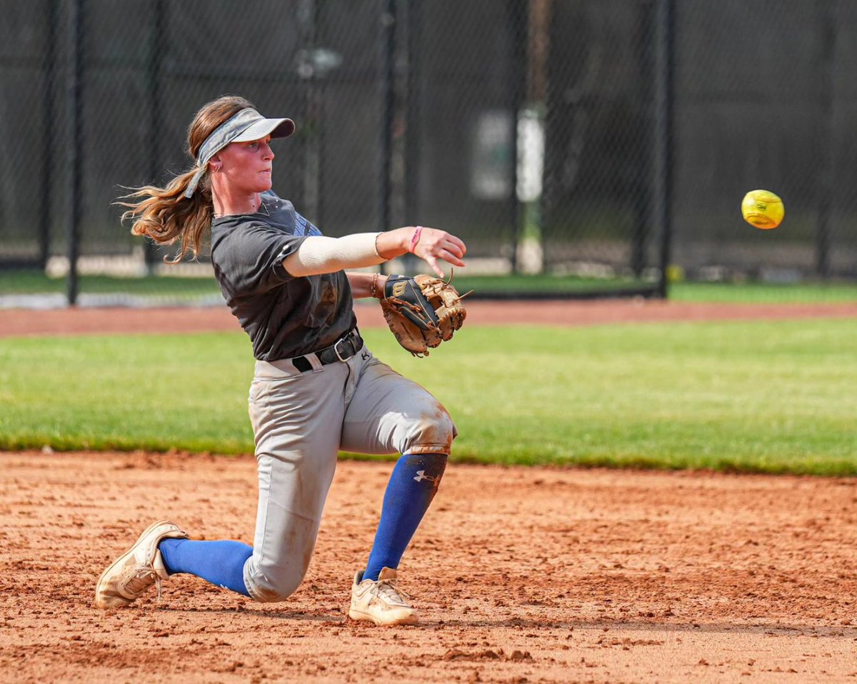 VickiShade's tweet image. Sycamore Softball GAMEDAY! 😊💙 #GoTrees 🌳 #KShade 1️⃣5️⃣