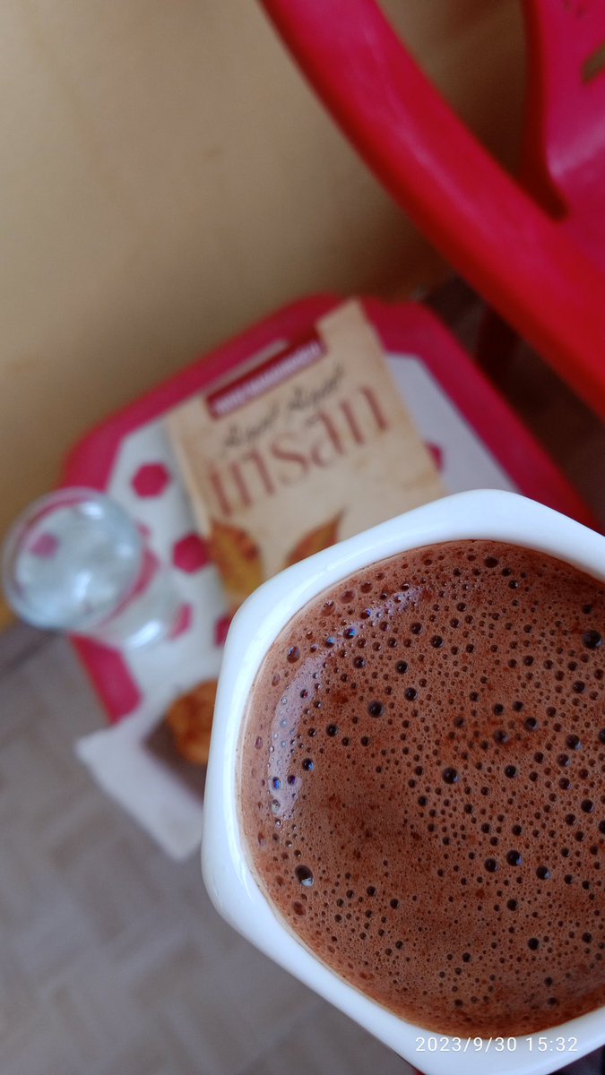 Kitabını bitirme kahvesi ☕📚🍫
