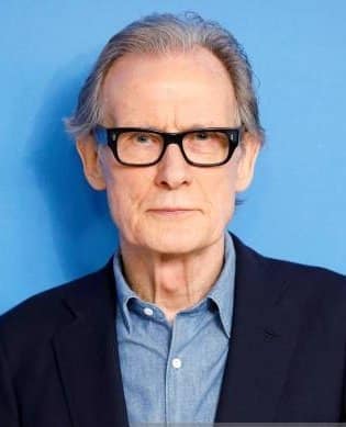 NodeOperator_X's tweet photo. "He's an exemplary man, both as a colleague and as company. He is a terrific company, he is a gentleman, ... he's funny, decent, conscientious, a lovely guy and an assassin in terms of comedy.
He's just entirely wonderful." 

~ Bill Nighy about #JohnnyDepp https://t.co/PJHdKLVXRh