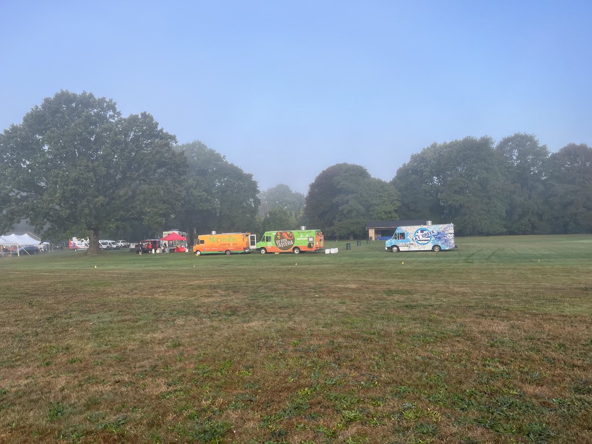 Dvolz70's tweet photo. Sun is coming up in Rochester …. CRXC is ready to take on the 58th McQuaid Invitational.  Over 400 runners in each of our races!!! #mycrcs https://t.co/HeP8DKPwbC