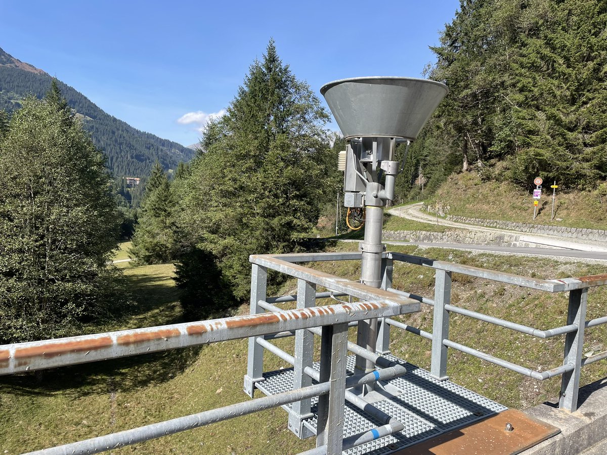 fisler's tweet photo. Die Niederschlagsmessstation #Runcahez der @axpo im #ValSumvitg unterhalb der #Greina https://t.co/ucZ3OWsOO2
