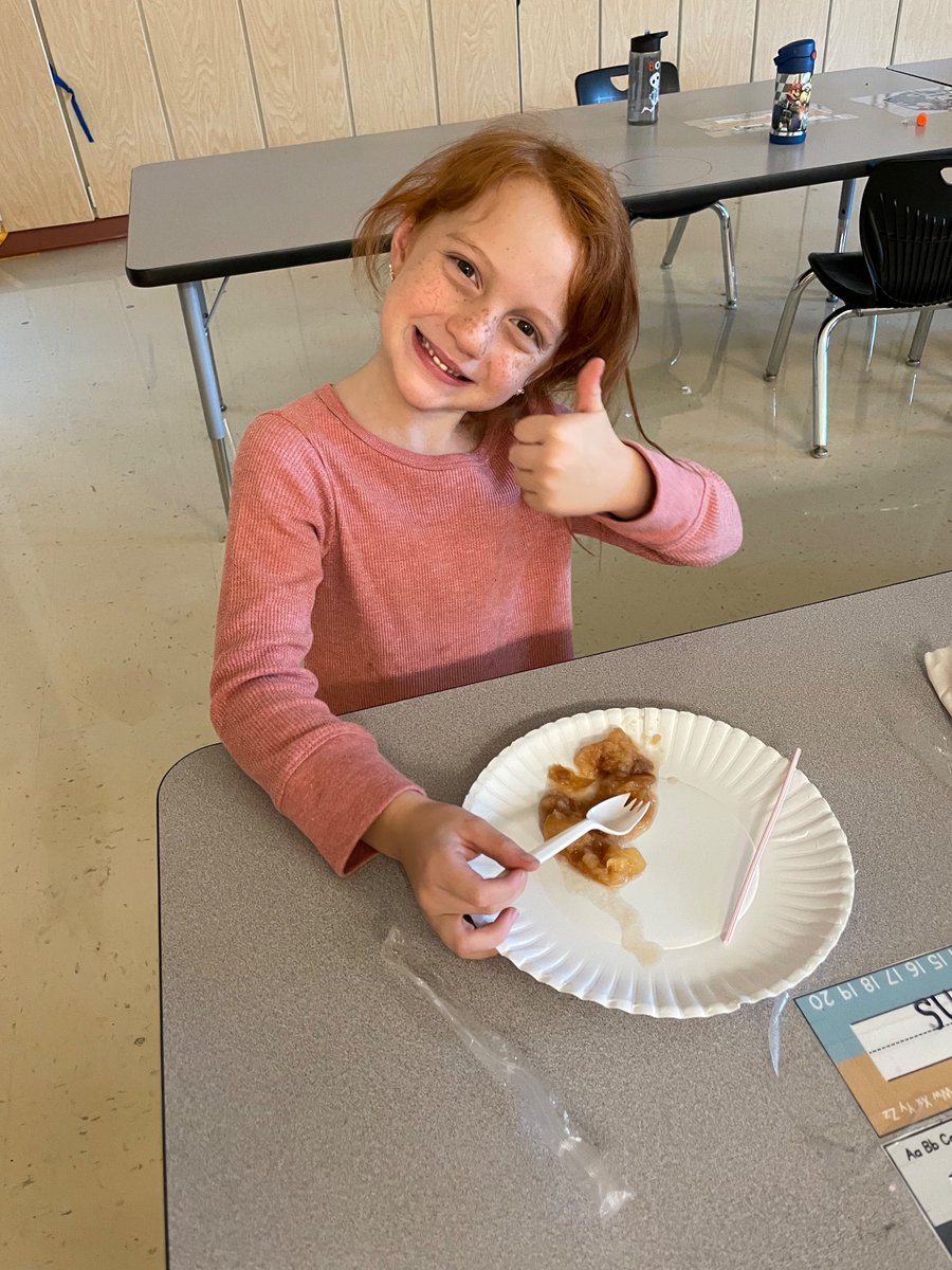 Mrs. Kelley Freedom Elem tweet media