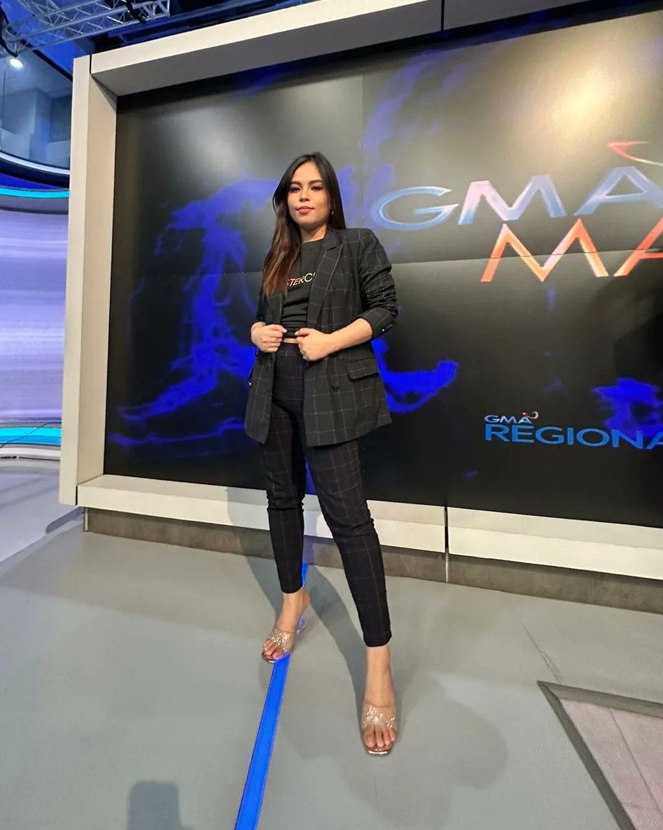 Sparkle_GMA's tweet photo. Martin Javier and Pia Arcangel co-hosted today's #GMAMasterclassSeries, titled 'In the Age of AI (Artificial Intelligence).'
It was an insightful event, and attendees were also treated to a wonderful performance by the talented Hannah Precillas. ✨️ https://t.co/SIUc4QJFCV