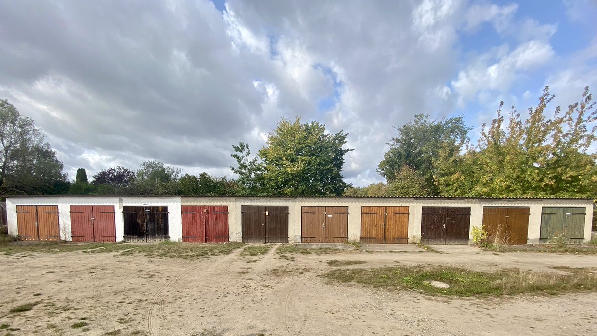 #Brandenburg, deine Garagen.