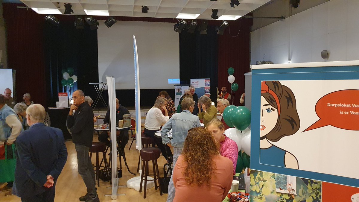 HansHaze1's tweet photo. Vrijwilligersorganisaties zoeken vrijwilligers. Tot 17.00 uur kunt u nog terecht in #deRotonde in #NiekerkOldekerkFaan id @GemWkwartier georganiseerd door #sociaalwerkdeschans. Vrijwilligers zijn de kurk waar onze gemeenschap op drijft en verdienen daarom alle lof๐๐! https://t.co/Wot7yMBLrs
