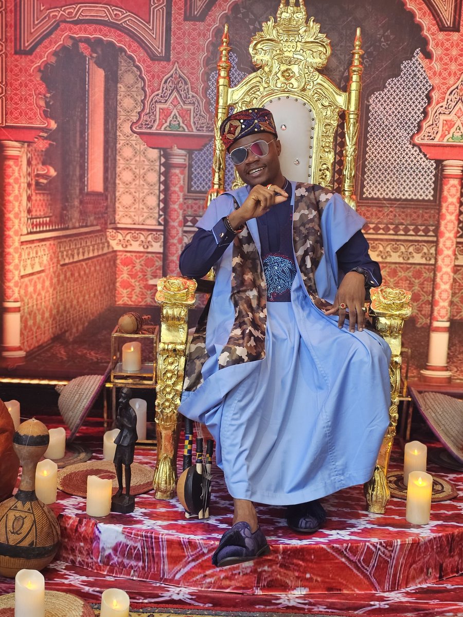 TheTalkDoctor_'s tweet image. #arewatwitter

Give me a befitting name😊