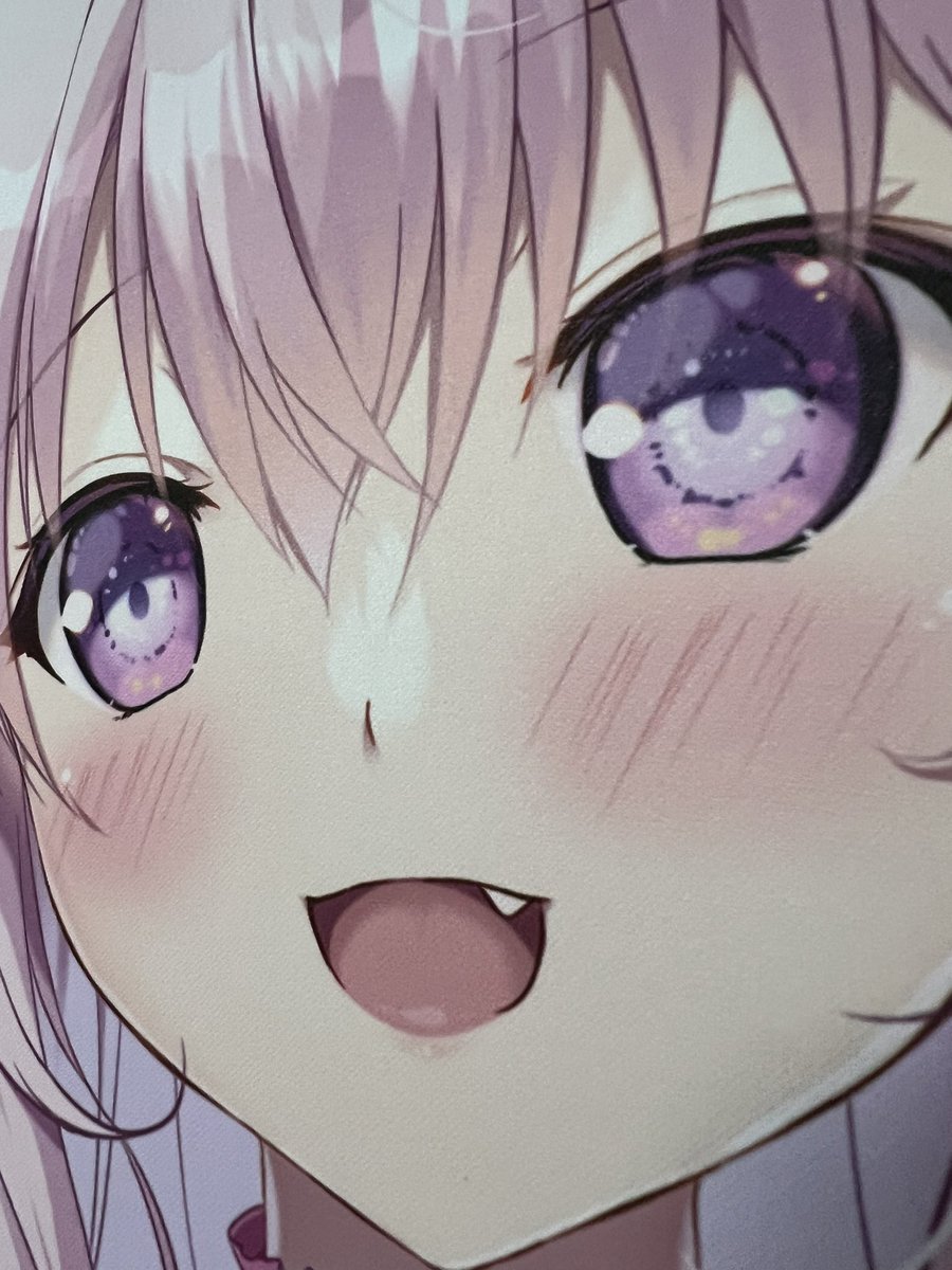 博衣こより 「みけおう( )さんのこんこよー等身大タペストリー届いた!!いやいやクオリティたっ」|たかじんのイラスト
