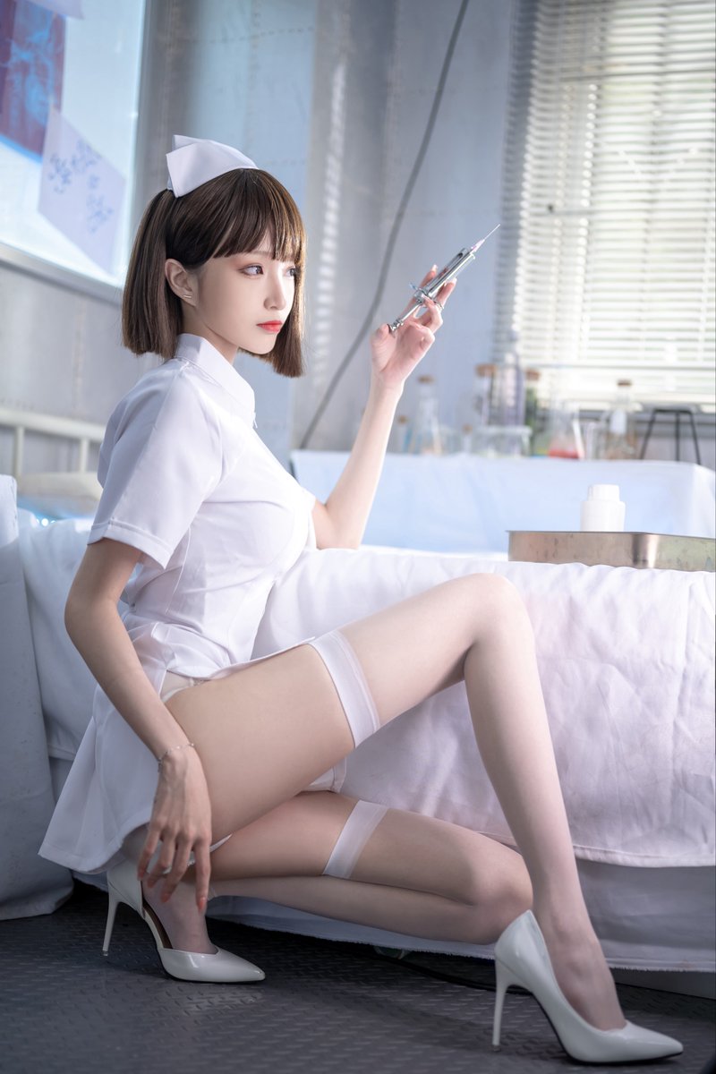 enjoyingbitches's tweet photo. #腿交 #细腿 #骚腿 #肏腿 #腿缝 #骚脸 #肏脸 #脸交 #鸡巴套子

青青子，你玩死我吧！
我知道你看的到我的话，你的细腿是我续命的良药。
我要把小鸡巴完完全全的交给你，
你随着随地可以玩弄，寸止、射精、揉搓 ...
你想���么弄都可以，只要你让我和你腿交，
让我做什么我都可以！让我腿交吧！ https://t.co/CI5g5vnZiE