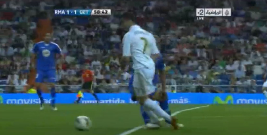Zona_Blaugrana's tweet photo. No hay estadísticas y títulos más adulterados que los de Cristiano Ronaldo y el Real Madrid, pero no sé qué de Negreira. https://t.co/RQitYhGk9T