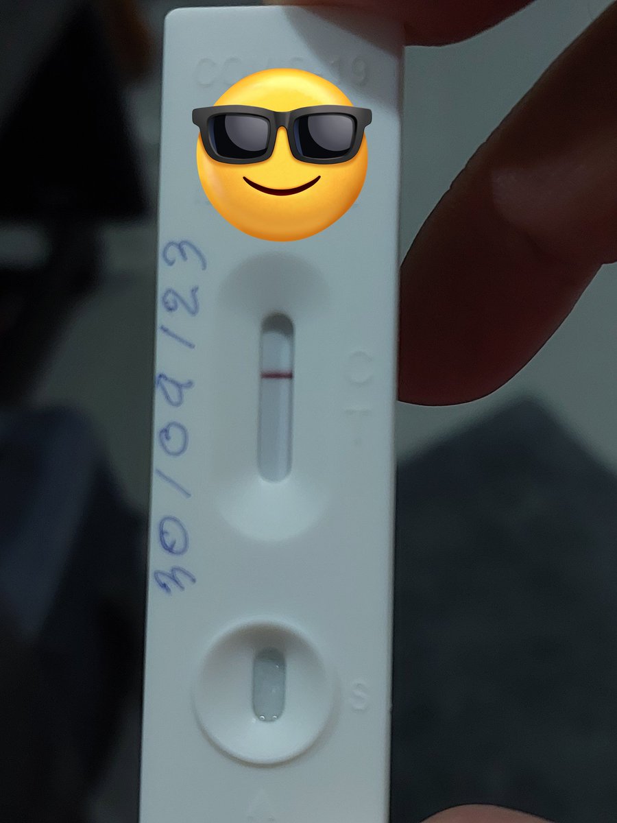 Gnarm9988's tweet photo. #มันต้องดีขึ้น  เจ็บอีกนาน เบื่อตัวเอง ป่วยยาวๆ ไอจนเจ็บอก🤒😷 https://t.co/mAMEcFcPtX