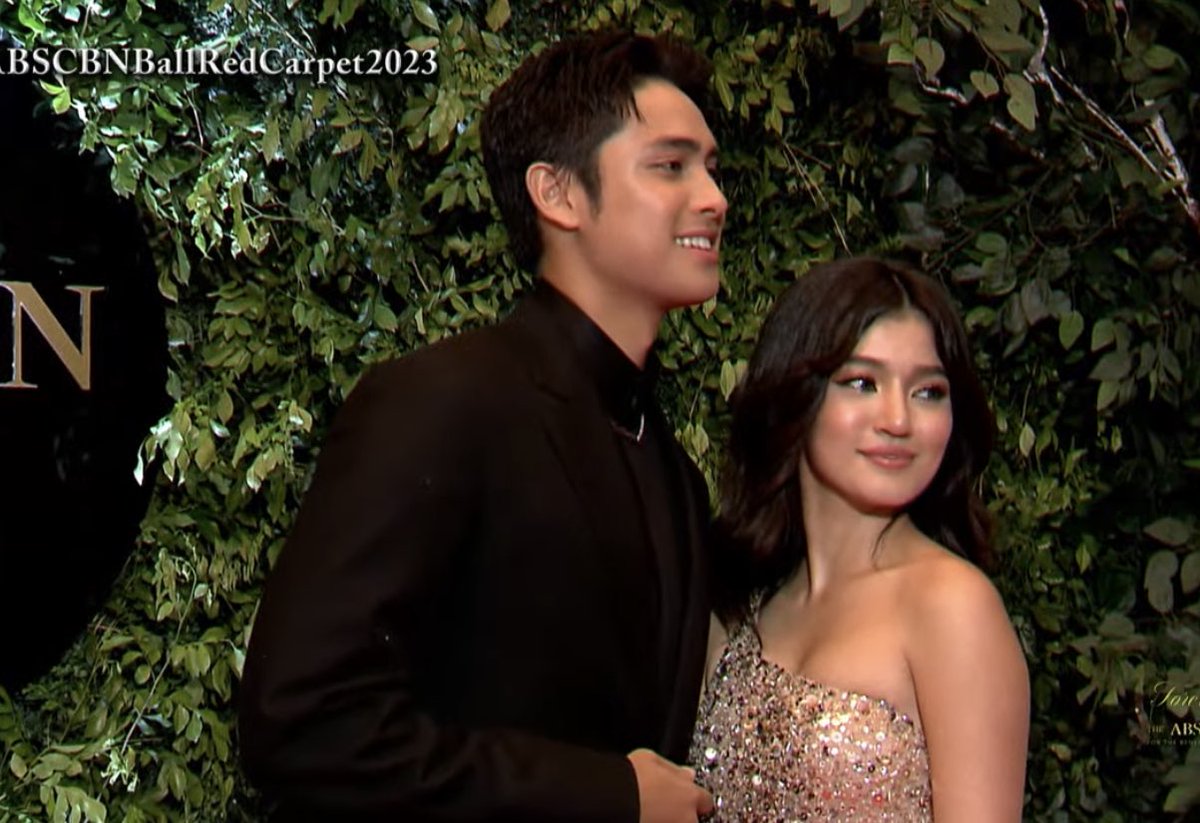 BELLENID0NNY's tweet photo. Ang ganda ganda nila tignan!

DONBELLE ABALLazing STARS

#BELLEOfTheBall
#DazzlingDONNYOfTheBall 
#ABSCBNBall2023 https://t.co/VQwiWyGKQG
