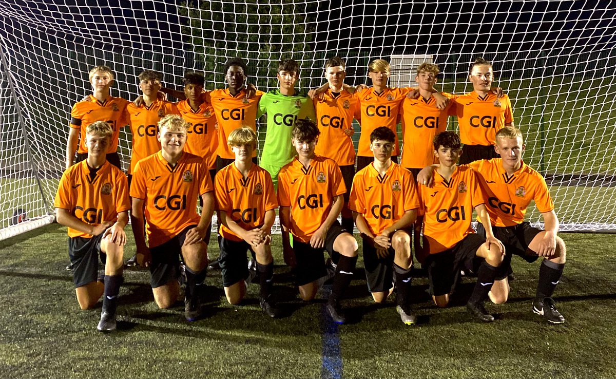 U15: What a result! Last night our U15s faced Oldham Athletic FC Academy and ran out 4-2 winners after being 2-0 down. All the lads were fantastic and it was great to get a few more new faces another game for their town! 🔵⚪️ #WeAreStockport