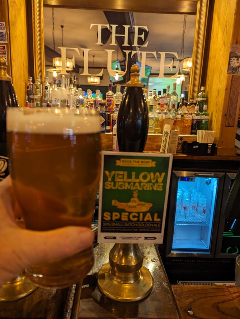 RockTheBoat Brewery (@rocktheboatale) on Twitter photo #rtbyellowsub <a href="/FluteLiverpool/">The Flute Liverpool</a> Duchess #britishhops giving a subtle hoppiness balanced with malt #rtbyellowsub <a href="/FluteLiverpool/">The Flute Liverpool</a> Duchess #britishhops giving a subtle hoppiness balanced with malt