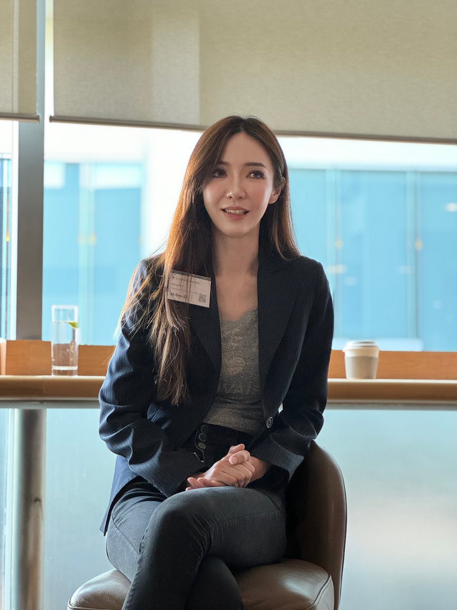 awkwardalz (Alice) tweet media