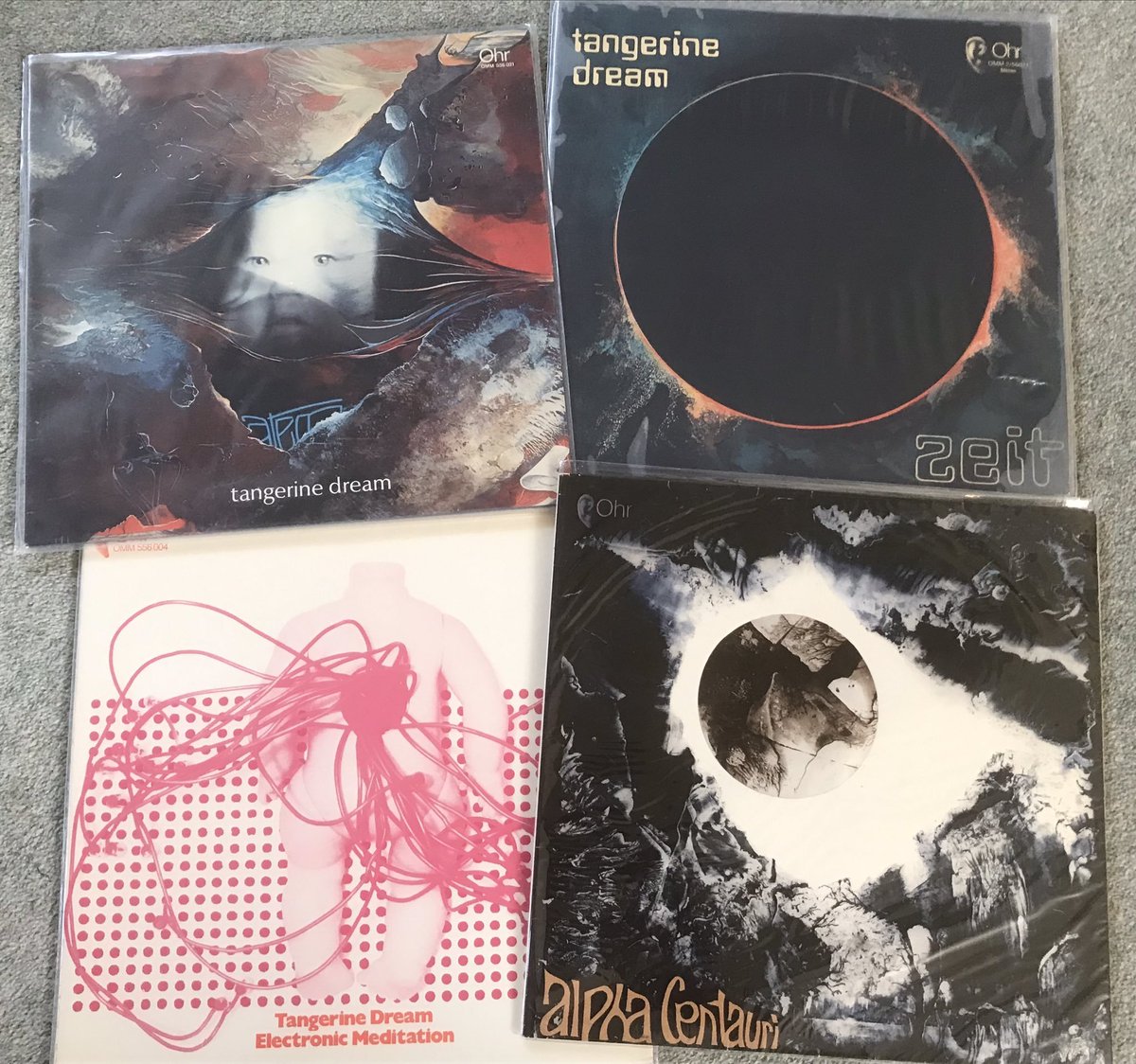 bergersmicer's tweet photo. It also brings to mind synth worlds passed... #Tangs https://t.co/su3NMKNdTt