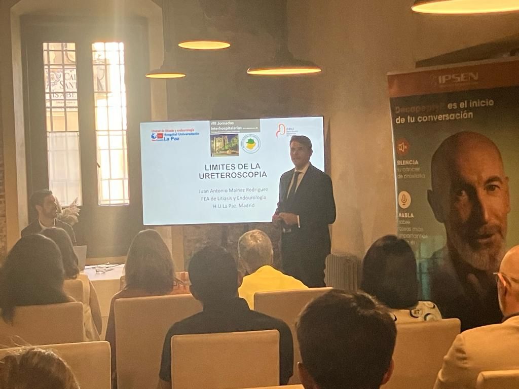 He disfrutado esta mañana en la mesa de litiasis de las jornadas interhospitalarias de <a href="/Uro_extremadura/">AUCEX</a> perfecta organización. Muchas gracias por la invitación.