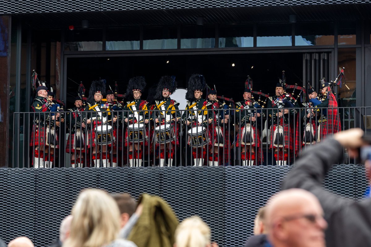 RangersFC's tweet photo. 💙 The Pipes and Drums of the Royal Corps of Signals @EdmistonHouse. https://t.co/fDz66oBY5R